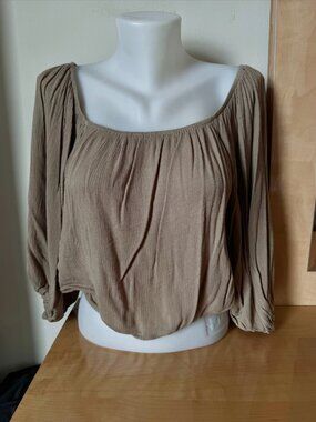LA MIEL Puffy Sleeve Blouse in Soft Brown Color (Women's Size M)